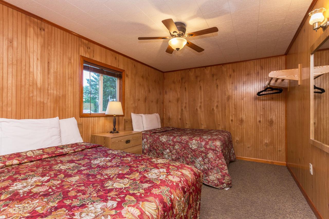 Flamingo Resort On Lake George Diamond Point Екстериор снимка