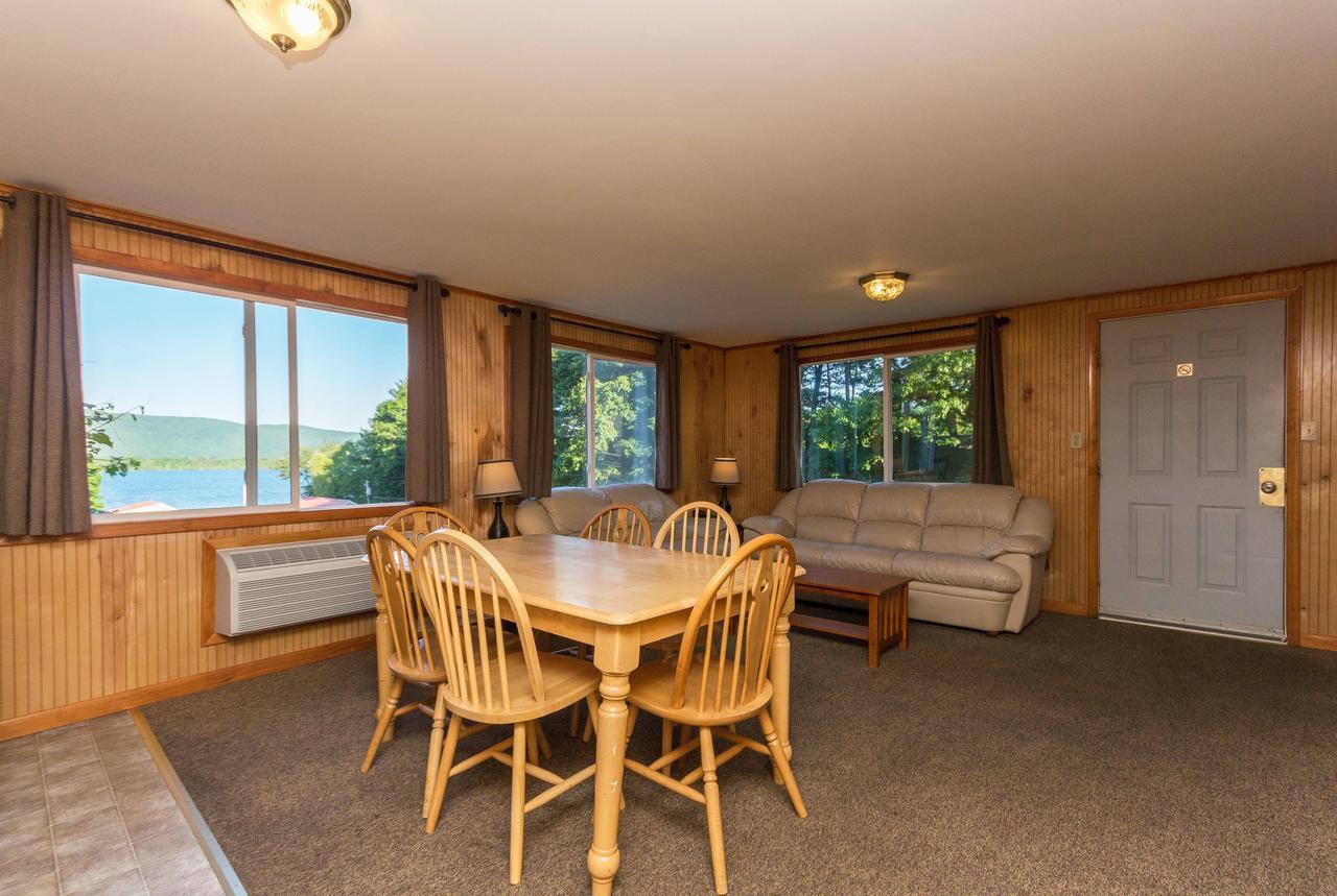 Flamingo Resort On Lake George Diamond Point Екстериор снимка